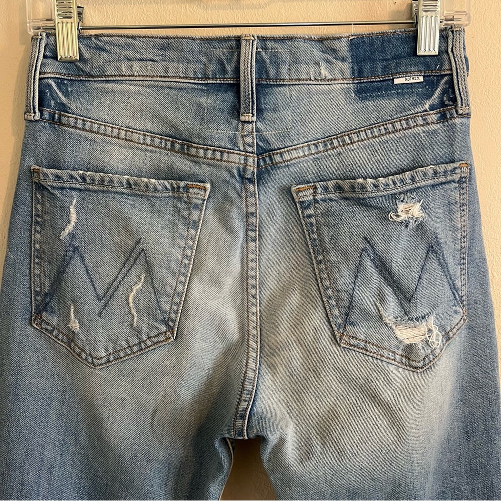 Mother Denim The Tomcat Distressed Cropped Straight Leg Jeans - Picture 12 of 16